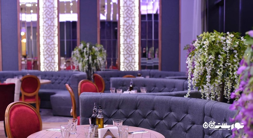 مرکز خرید برج های وارنا شهر بلغارستان کشور وارنا