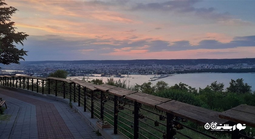 سرگرمی سکوی مشاهده گالاتا شهر بلغارستان کشور وارنا