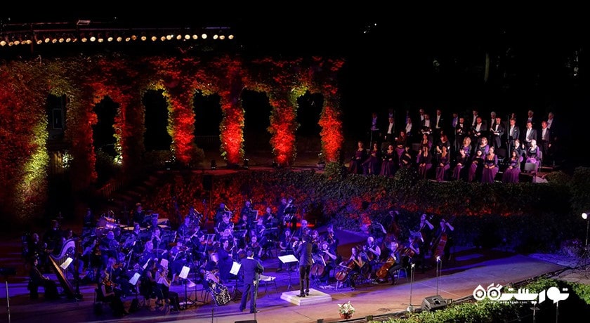  تئاتر استویان باچواروف شهر بلغارستان کشور وارنا