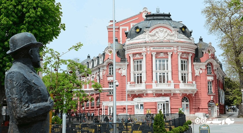  تئاتر استویان باچواروف شهر بلغارستان کشور وارنا