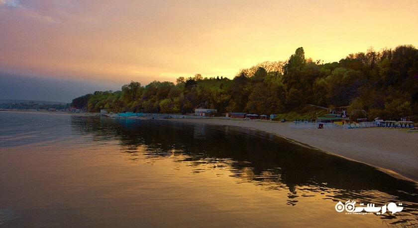سرگرمی سفر دریایی غروب آفتاب شهر بلغارستان کشور وارنا