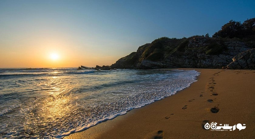 سرگرمی تماشای طلوع آفتاب  شهر بلغارستان کشور وارنا