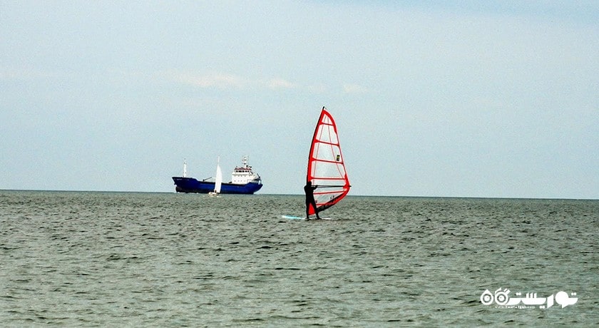 سرگرمی ساحل آسپاروهوو شهر بلغارستان کشور وارنا