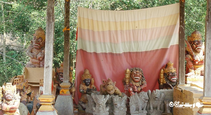  معبد گونونگ لبا شهر اندونزی کشور بالی