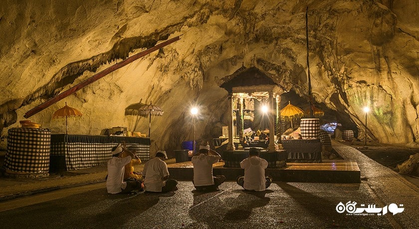  معبد گوآ گیری پوتری شهر اندونزی کشور بالی