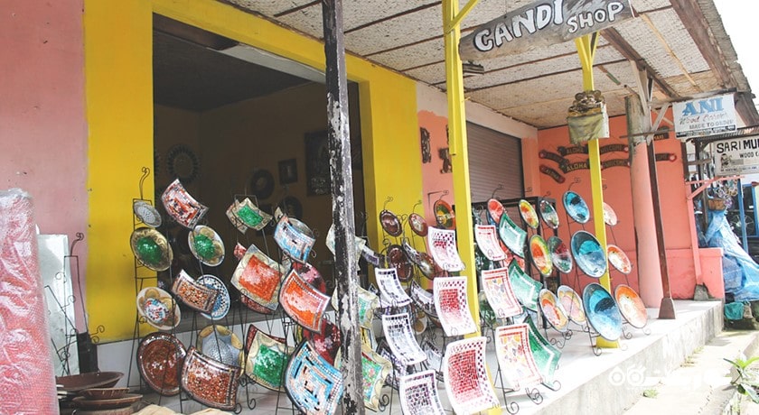 مرکز خرید مرکز صنایع دستی تگالالانگ شهر اندونزی کشور بالی