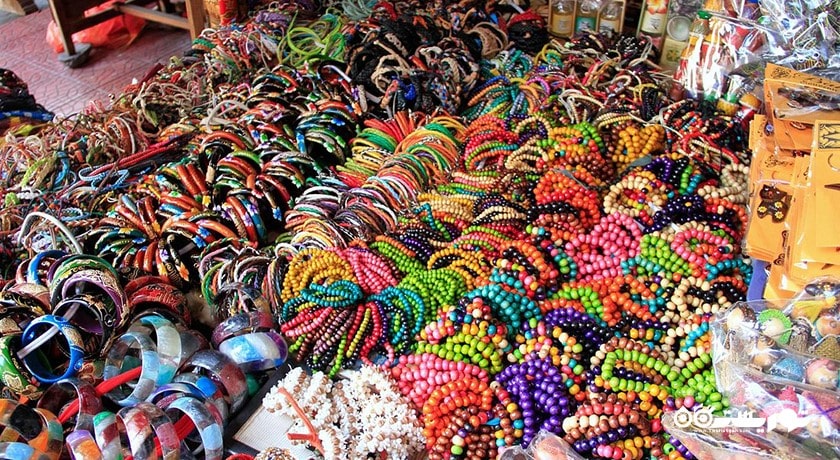 مرکز خرید بازار هنر سوکاواتی شهر اندونزی کشور بالی