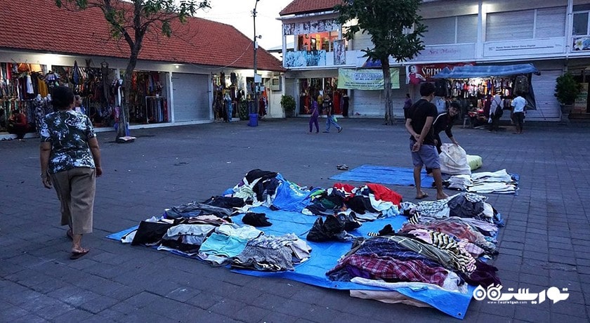 مرکز خرید بازار شب پاسار سیندو شهر اندونزی کشور بالی