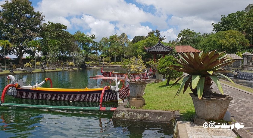  باغ آبی سلطنتی تیرتا گانگا شهر اندونزی کشور بالی