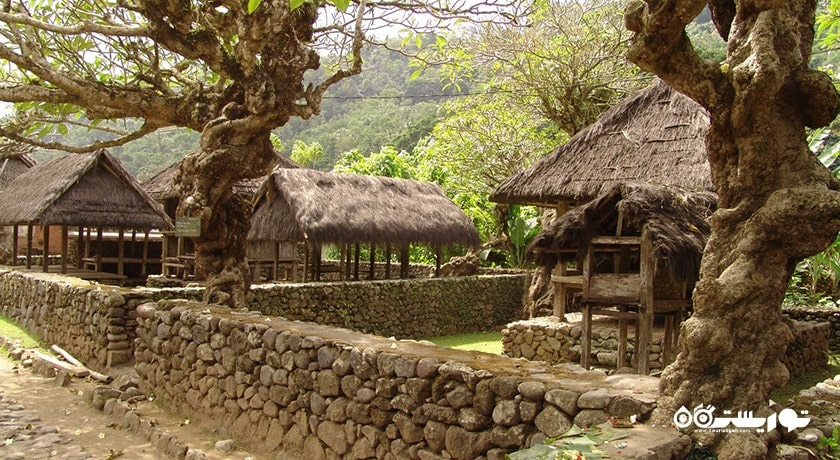 سرگرمی پیاده روی و گردش در اطراف کاندیداسا شهر اندونزی کشور بالی