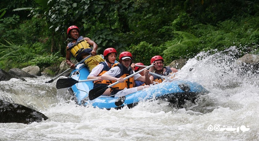سرگرمی رفتینگ در بالی شهر اندونزی کشور بالی