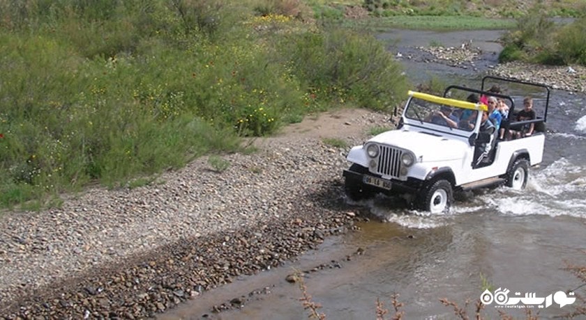 سرگرمی جیپ سافاری در کوش آداسی شهر ترکیه کشور کوش آداسی