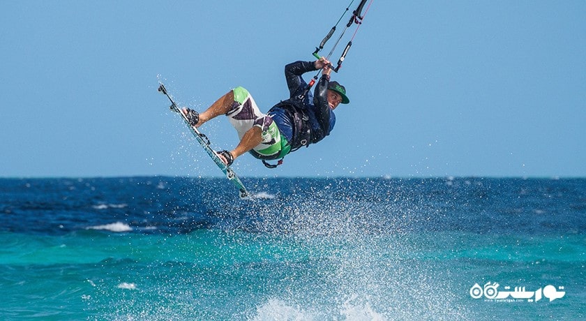 سرگرمی کایت سرفینگ در بالی شهر اندونزی کشور بالی