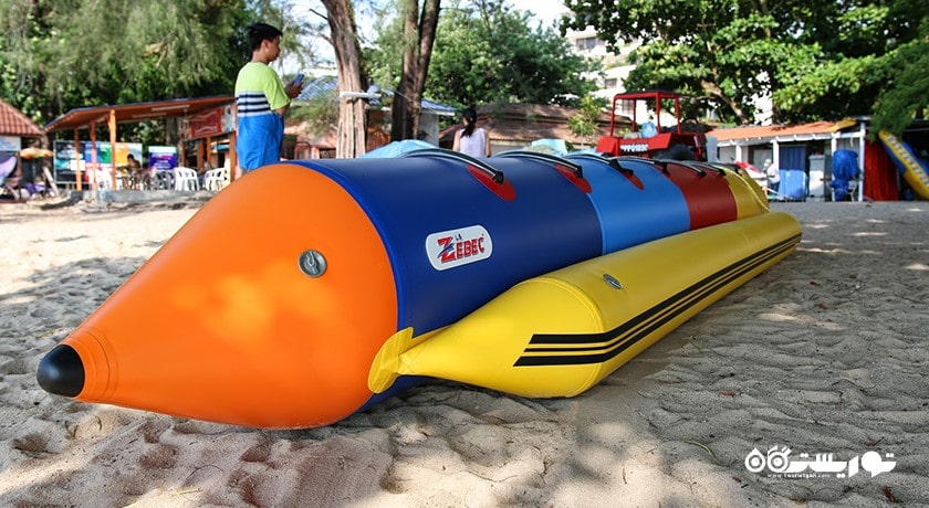 سرگرمی قایق موزی و دیگر قایق های کششی در بالی شهر اندونزی کشور بالی