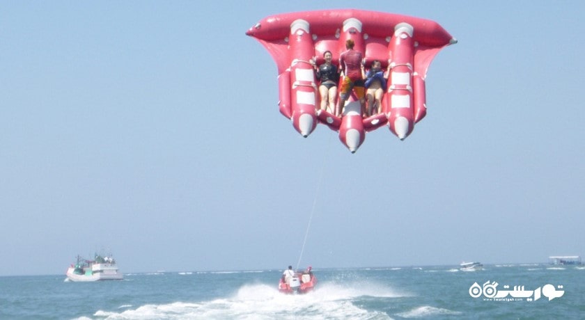 سرگرمی فلایینگ فیش در بالی شهر اندونزی کشور بالی