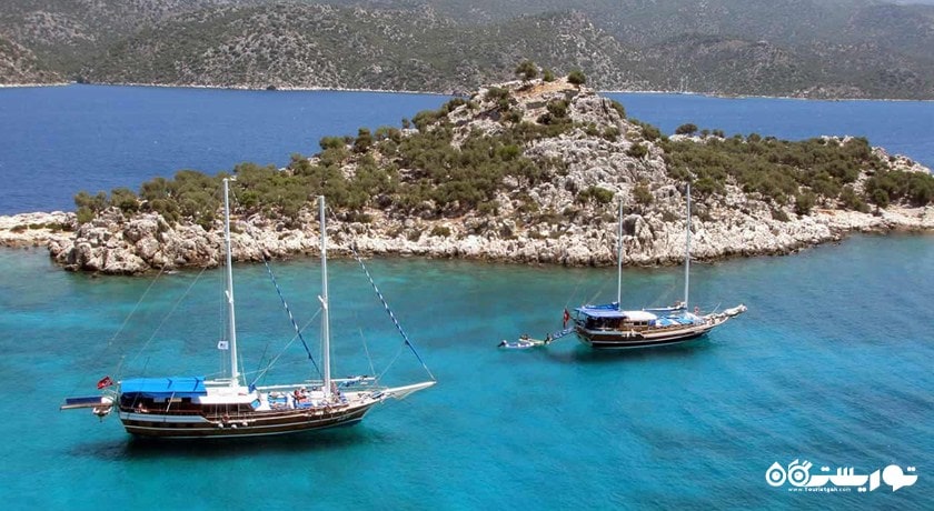 سرگرمی گردش با قایق شهر ترکیه کشور کوش آداسی