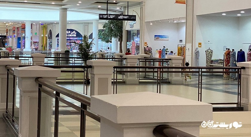 مرکز خرید مرکز خرید دیر فیلدز شهر امارات متحده عربی کشور ابوظبی
