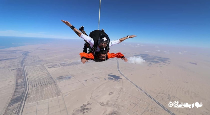 سرگرمی اسکای دایو ابوظبی شهر امارات متحده عربی کشور ابوظبی