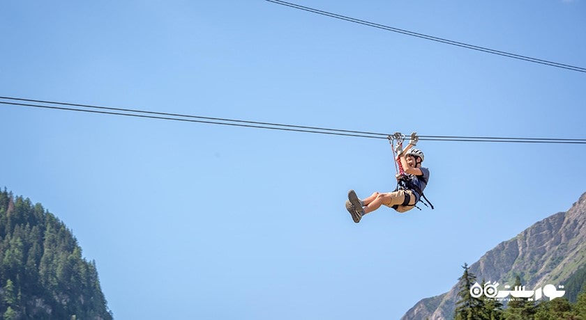 سرگرمی زیپ لاین ابوظبی شهر امارات متحده عربی کشور ابوظبی