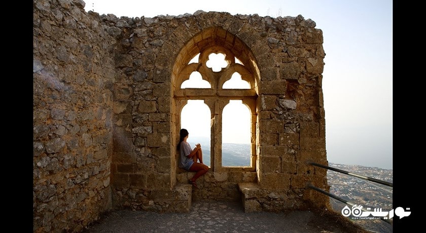  قلعه سنت هیلاریون شهر قبرس شمالی کشور نیکوزیای شمالی