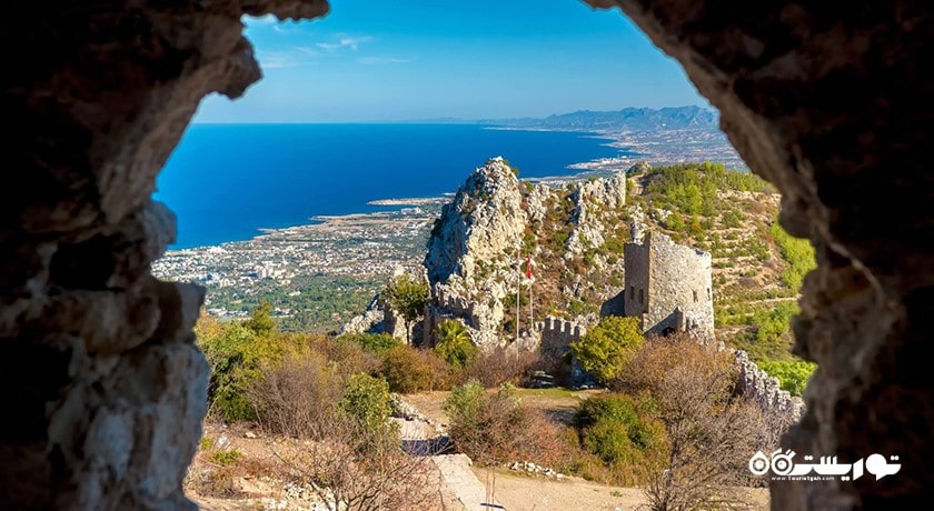 قلعه سنت هیلاریون شهر قبرس شمالی کشور نیکوزیای شمالی
