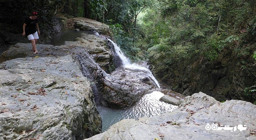  آبشار خونسی شهر تایلند کشور کو سامویی
