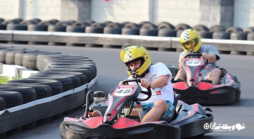 سرگرمی کارتینگ در کوسامویی شهر تایلند کشور کو سامویی