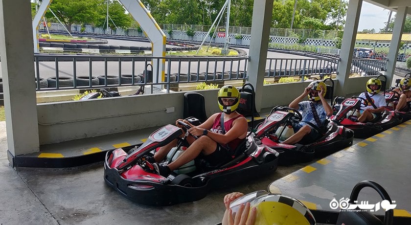 سرگرمی کارتینگ در کوسامویی شهر تایلند کشور کو سامویی