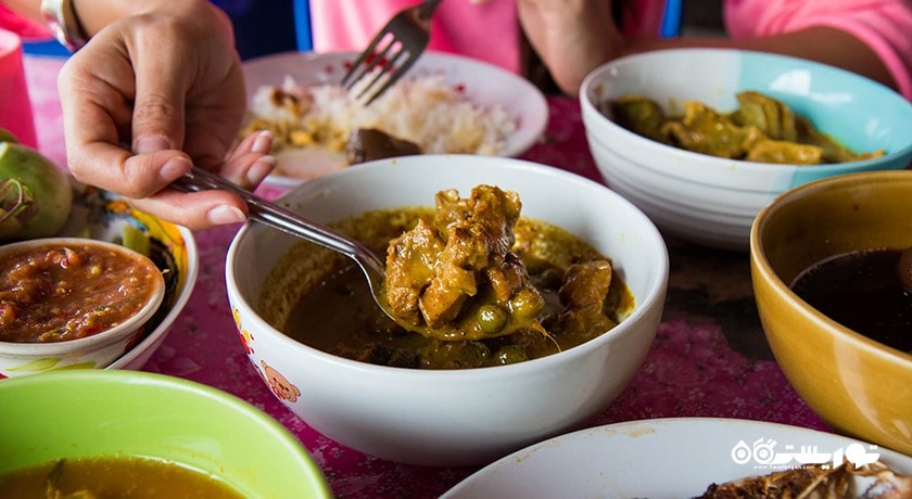 سرگرمی غذاخوری در کوسامویی شهر تایلند کشور کو سامویی