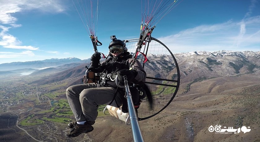 سرگرمی پاراگلایدر سواری در کوسامویی شهر تایلند کشور کو سامویی