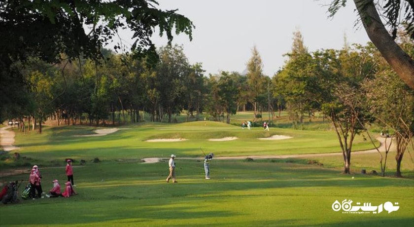 سرگرمی گلف در کوسامویی شهر تایلند کشور کو سامویی