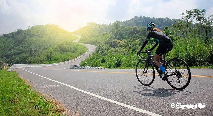 سرگرمی دوچرخه سواری در کوسامویی شهر تایلند کشور کو سامویی