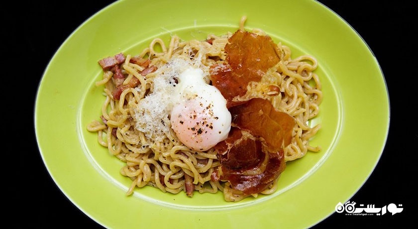 رستوران رستوران دو ماهی سامویی شهر کو سامویی 