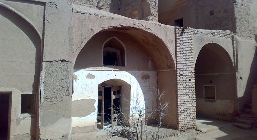 قلعه جندق -  شهر خور  و بیابانک