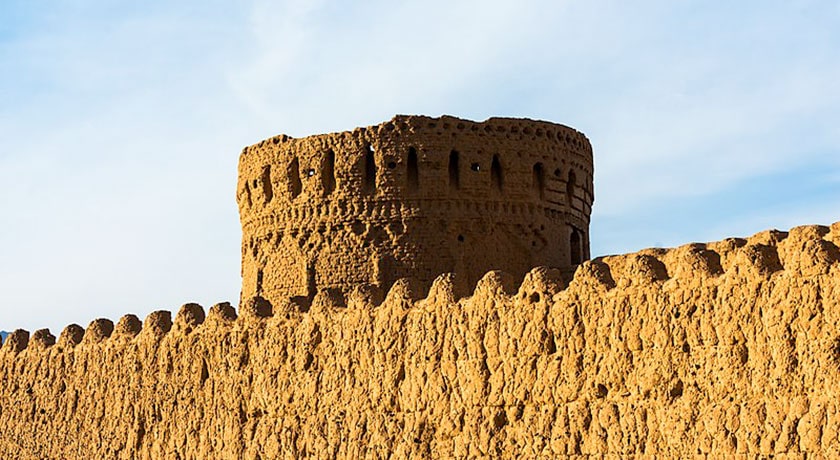  قلعه سریزد شهرستان یزد استان مهریز