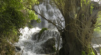 آبشار کوهمره سرخی (آبشار رمقان) -  شهر کازرون