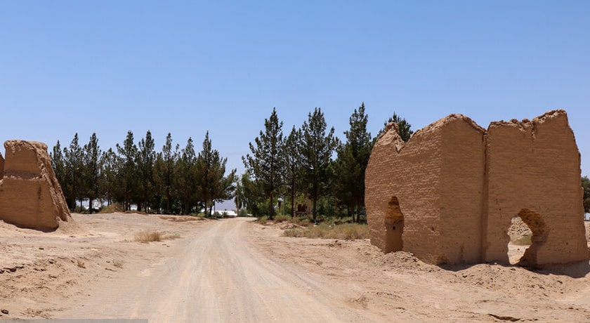  مجموعه شهدای فهرج شهرستان یزد استان یزد