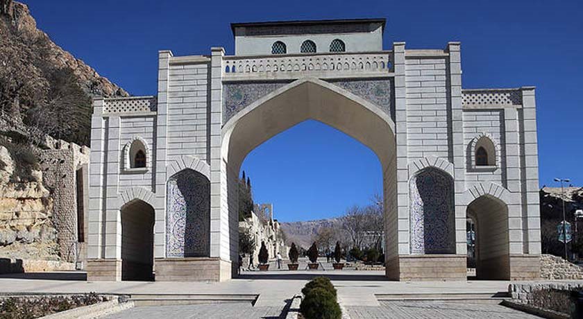  دروازه قرآن شهرستان فارس استان شیراز
