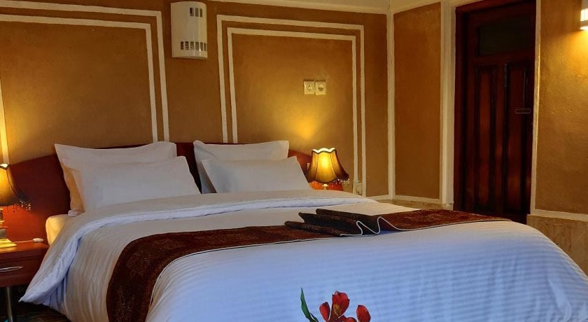  هتل کاروانسرای مشیر یزد شهرستان یزد استان یزد