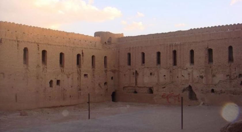  قلعه ابرندآباد شهرستان یزد استان یزد