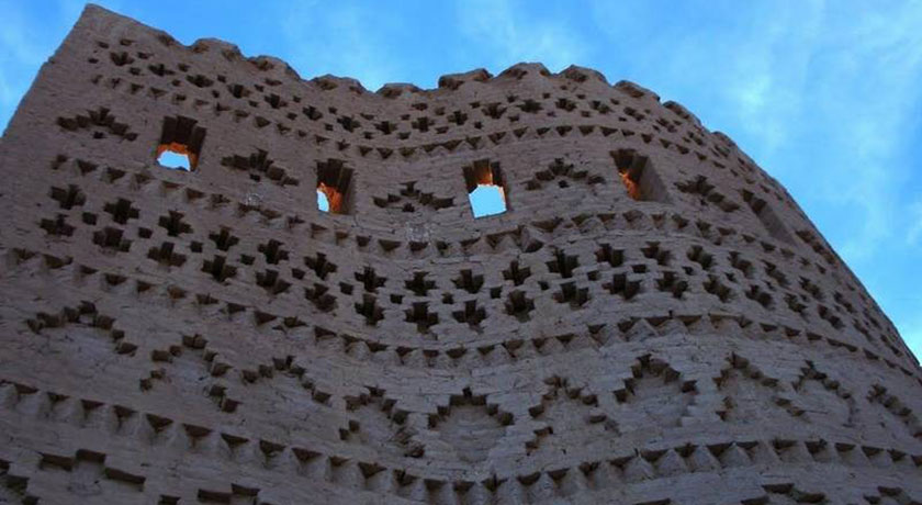  قلعه هرفته شهرستان یزد استان مهریز