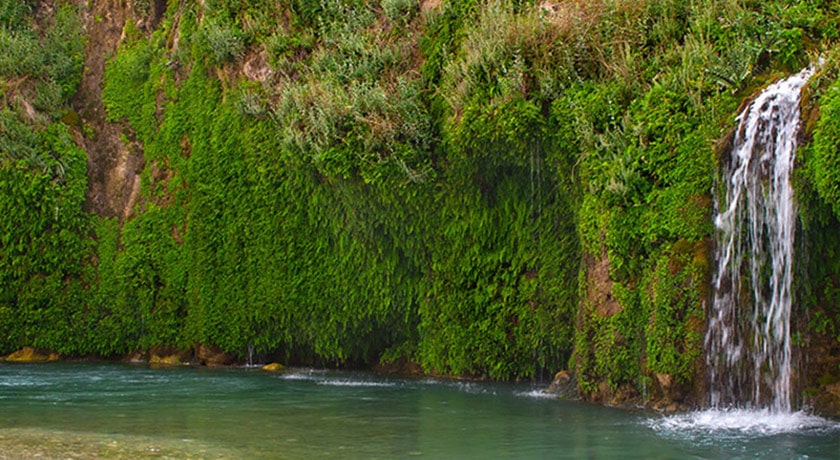  آبشار بی بی سیدان شهرستان اصفهان استان سمیرم