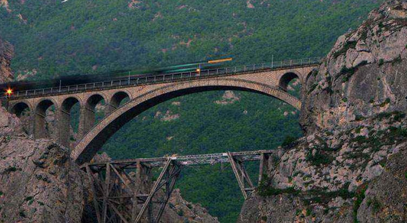  روستای برنت شهرستان مازندران استان پل سفید