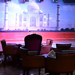 رویال استیک هاوس