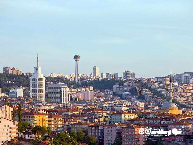 13- آنکارا پایتخت ترکیه است، نه استانبول.