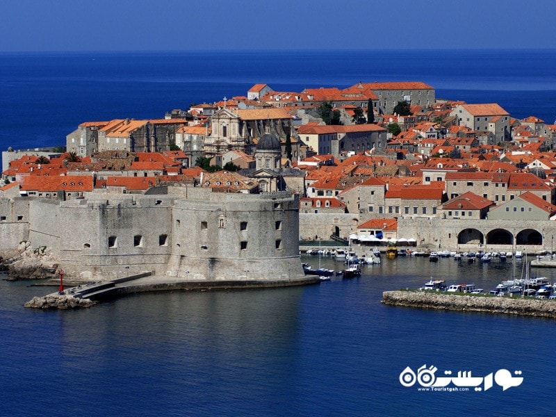 دوبروونیک (Dubrovnik) یک شهر زیبای باستانی در جنوب دالماتیا