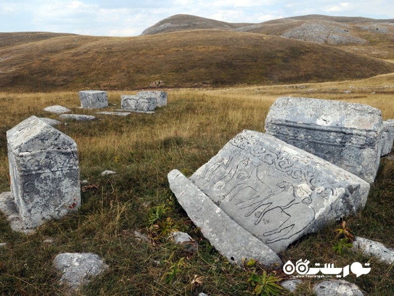 سنگ قبرهای قرون وسطایی استِکی