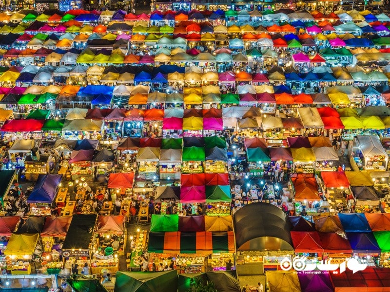 10. بازار شبانه قطار راتچادا (Ratchada) در شهر بانکوک