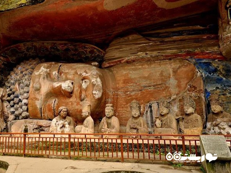6.سنگ ‌نگاره‌های دازو (The Dazu Rock Carvings)، چین