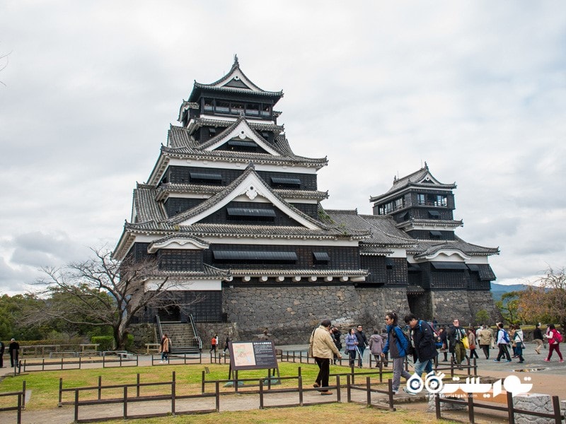 12- قلعه کوماموتو (Kumamoto Castle) 